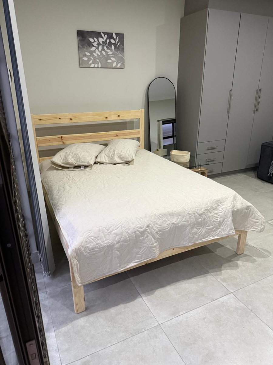 To Let 1 Bedroom Property for Rent in Island View Western Cape